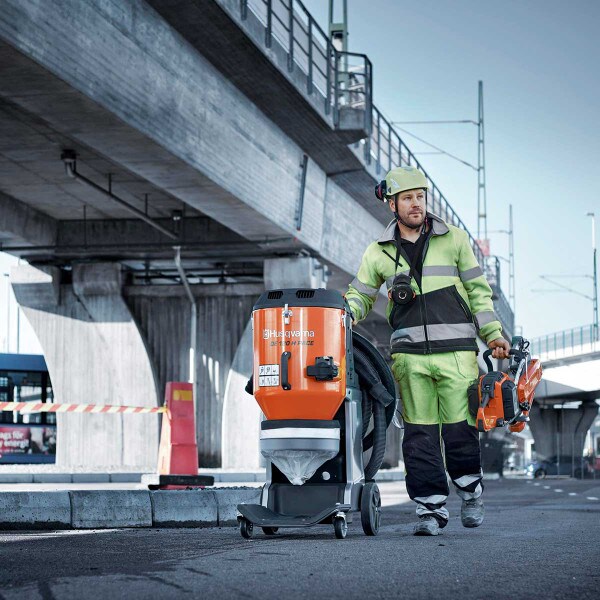 Husqvarna DE 120 PACE Transport