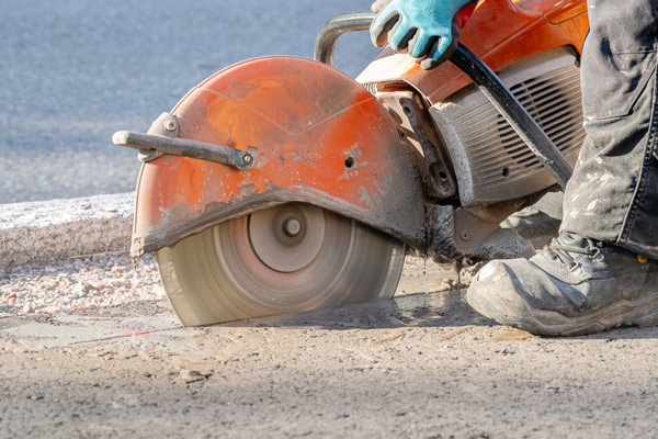 Asphalt cutting application